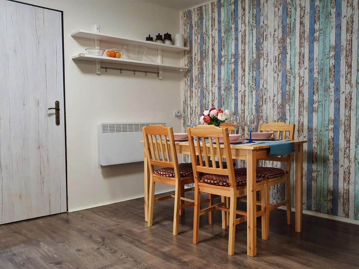 Ferienwohnung Ubytovani U Jesterky Jaroslavice  Exterior foto